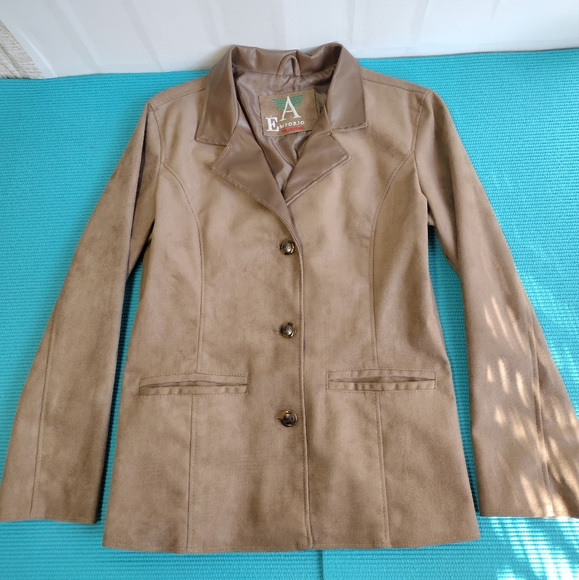 A Emporio Collezione Women's Suede Jacket Size M (Estimated) - Picture 3 of 14